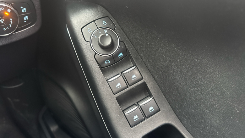 Ford Puma 1.0 EcoBoost Hybrid mHEV ST-Line X 5dr Petrol Hatchback